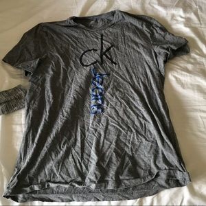 Calvin Klein t shirt